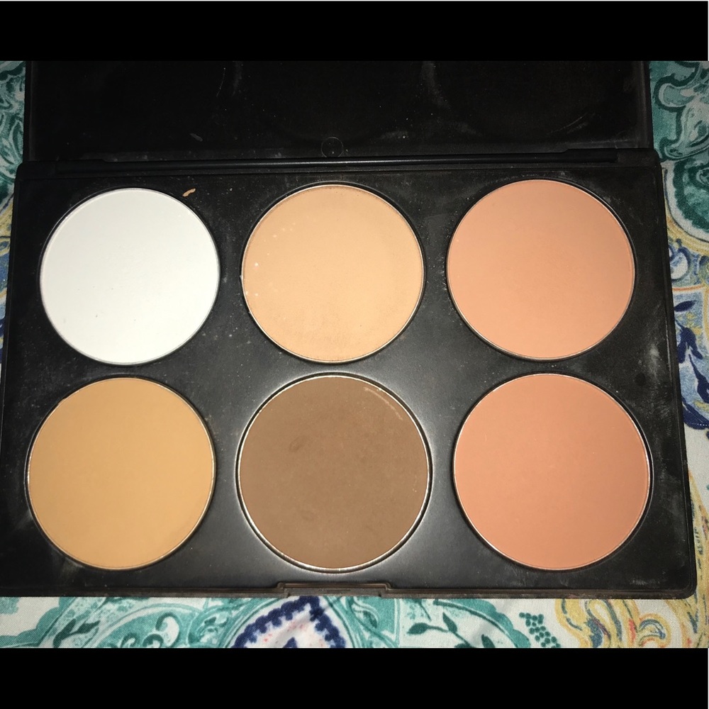 BH Cosmetics Contour and Blush Palette